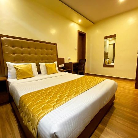 Hotel Pearl'S Bkc Inn- Near Trade Centre, Visa Consulate Mumbai Exterior foto