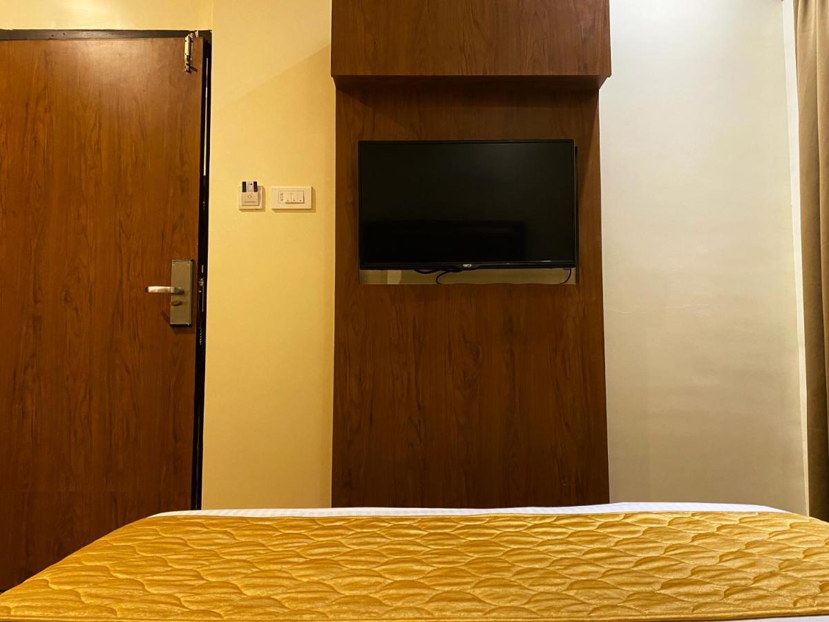Hotel Pearl'S Bkc Inn- Near Trade Centre, Visa Consulate Mumbai Exterior foto